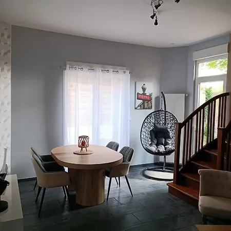 Maison chaleureuse avec netflix et ps5 Valenciennes Extérieur photo